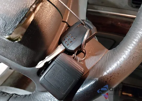 2003 Mercury Grand Marquis Ls from USA, damaged, VIN 2MEFM75W13X687482